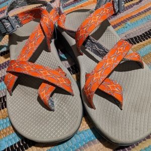 Women's Chacos Cloud size 9